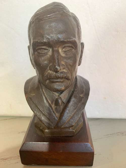 BRONZE BUST OF JBM HERTZOG BY COERT STEYNBERG ( 22 CM )