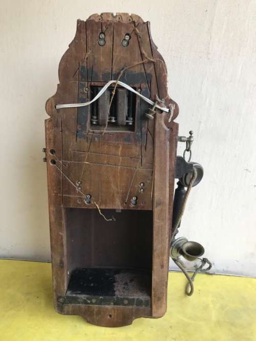 VINTAGE ERICSSON PHONE,