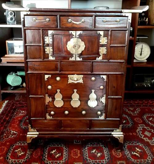VINTAGE CHINESE MEDICINE CABINET ( 82 X 62 X 30 CM )