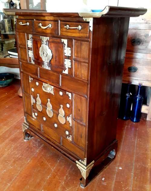 VINTAGE CHINESE MEDICINE CABINET ( 82 X 62 X 30 CM )