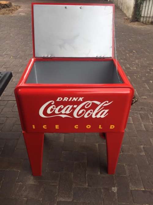 Coke Coolerbox ( Fully restored )