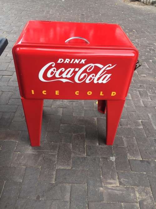 Coke Coolerbox ( Fully restored )