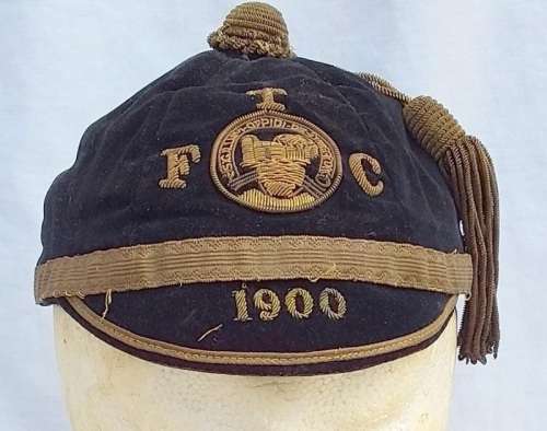 RARE TFC FOOTBALL CLUB PLAYERS CAP CIRCA 1900 ( Tiverton Town Football / Rugby Club )