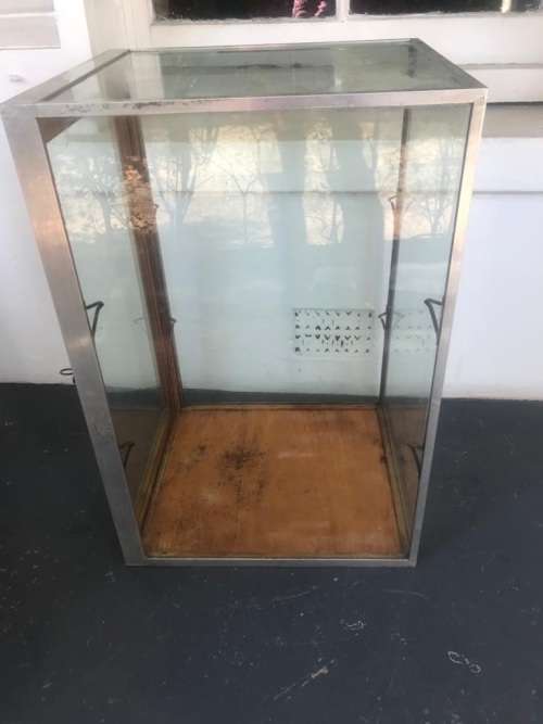 Vintage Glass Shop Display Cabinet ( 92 x 61 x 53 cm )