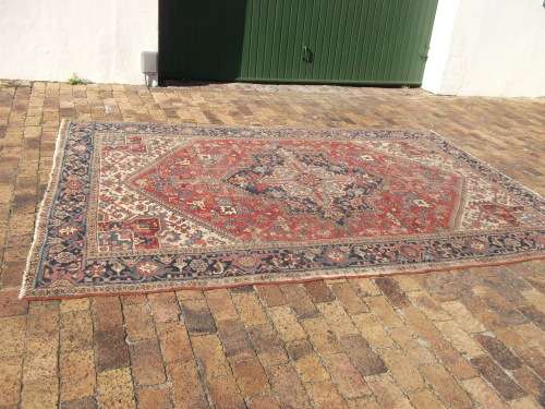 Lovely Old Persian Carpet ( 324 x 214 cm ) in good condition