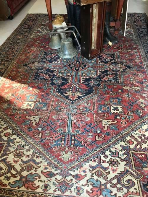 Lovely Old Persian Carpet ( 324 x 214 cm ) in good condition
