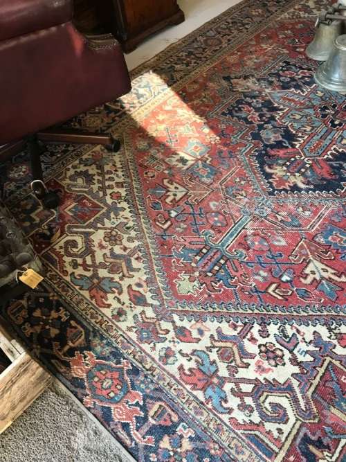 Lovely Old Persian Carpet ( 324 x 214 cm ) in good condition