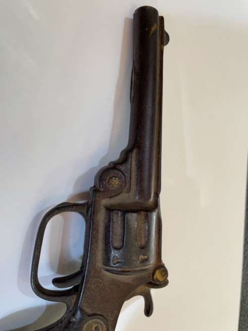 Vintage Diecast Toy Revolver ( working , 16 cm )