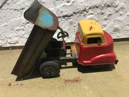 Vintage Tinplate Dumptruck ( 33 cm )