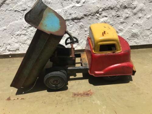 Vintage Tinplate Dumptruck ( 33 cm )