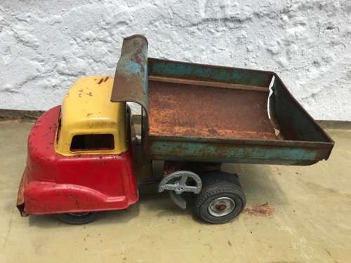 Vintage Tinplate Dumptruck ( 33 cm )