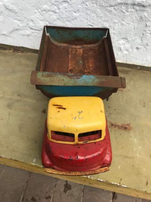 Vintage Tinplate Dumptruck ( 33 cm )