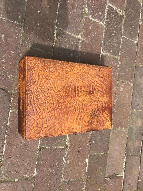 Leather Bound Filing / Wrinting Box ( 30 x 22 x 10 cm , closed )
