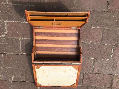 Leather Bound Filing / Wrinting Box ( 30 x 22 x 10 cm , closed )