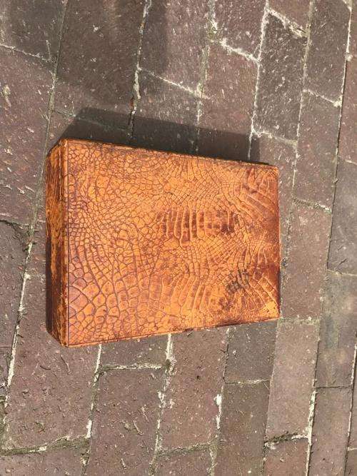 Leather Bound Filing / Wrinting Box ( 30 x 22 x 10 cm , closed )