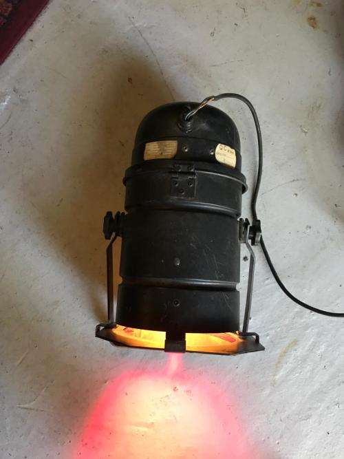 Theatre Lights: Pair in working condition ( 34 x 23 cm )