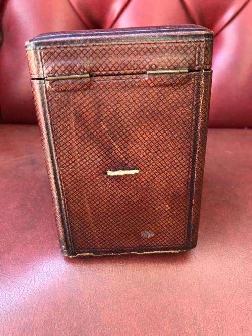 Beautiful Carriage Clock in original Box ( Not Working )