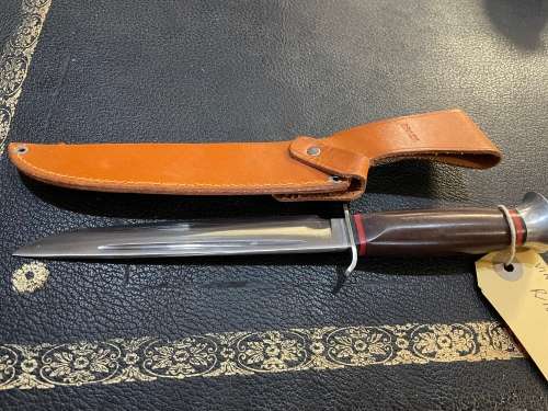 Brasilian Dagger in Leather Sheeve