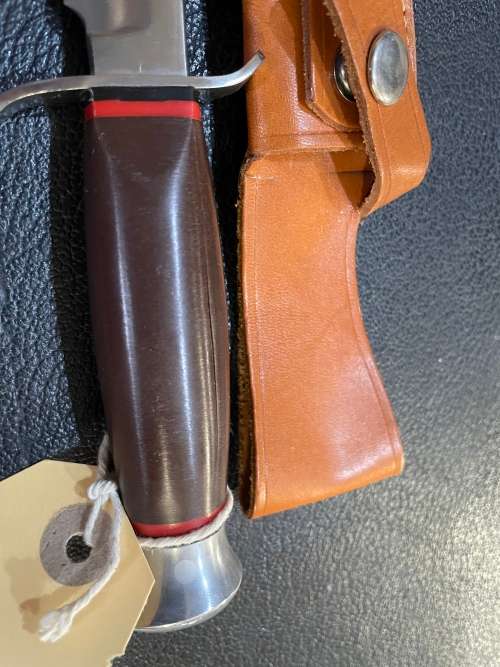 Brasilian Dagger in Leather Sheeve