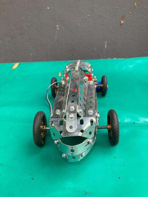 Meccano Bus and Racecar ( 30 x 36 cm )
