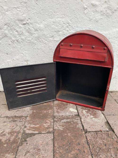 Vintage Metal Postbox ( Repro)