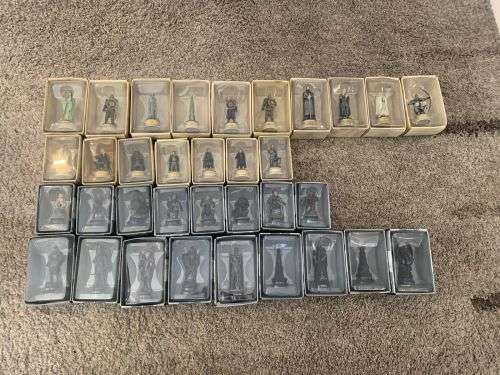 Lord of the Rings Chess set and Board