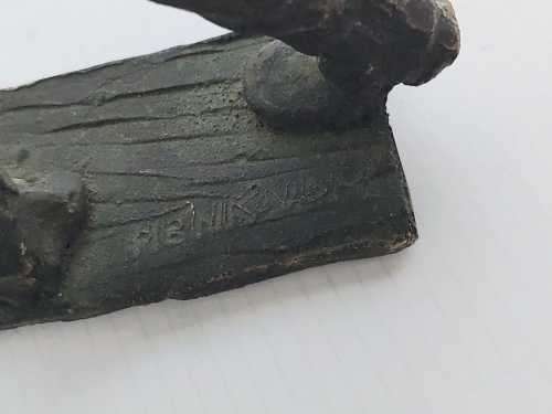 Rare Bronze of South African Soldier ( 17 x 16 x 6 cm )