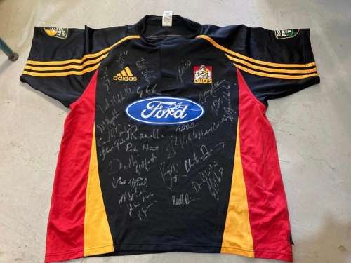 Rugby Players Jersey : Chiefs no 8