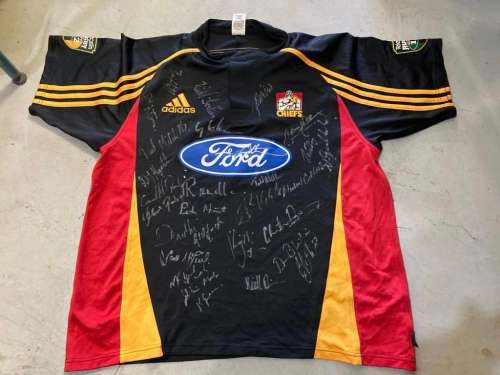 Rugby Players Jersey : Chiefs no 8