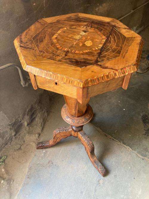 Beautiful Restored Burr Wallnut Worktable