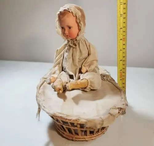 Super Rare Mechanical Bisque Doll ( Automation ) on wheels . ( 29 x 20 x 25 cm )