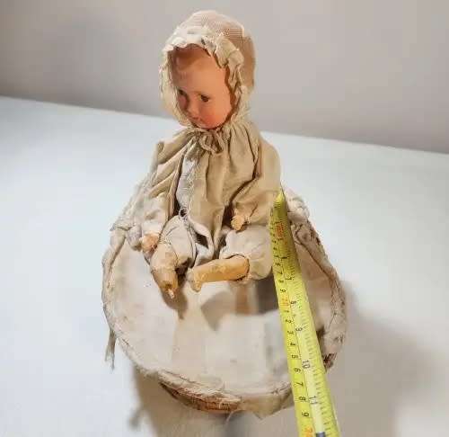 Super Rare Mechanical Bisque Doll ( Automation ) on wheels . ( 29 x 20 x 25 cm )
