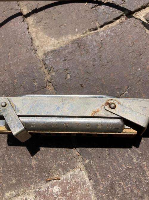 Hohner Blues Harp Harmonica plus Stand ( 10 x 3 x 2 cm , 17 x 14 x 14 cm )