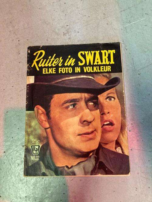 Photobook/ Fotoverhaal: Ruiter in Swart in Kleur ( Rare)