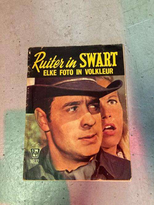 Photobook/ Fotoverhaal: Ruiter in Swart in Kleur ( Rare)