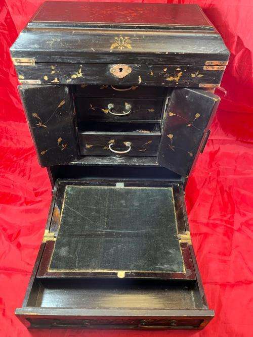 Vintage Japanese Jewelry Box