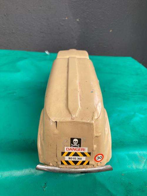 Tinplate American Truck ( 44 cm )