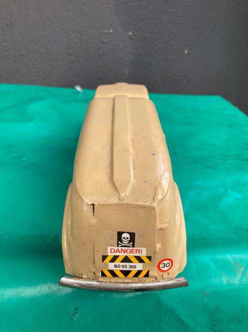 Tinplate American Truck ( 44 cm )