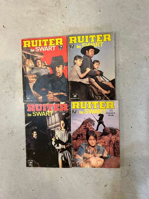 Photobooks: Collection of 4 Ruiter in Swart
