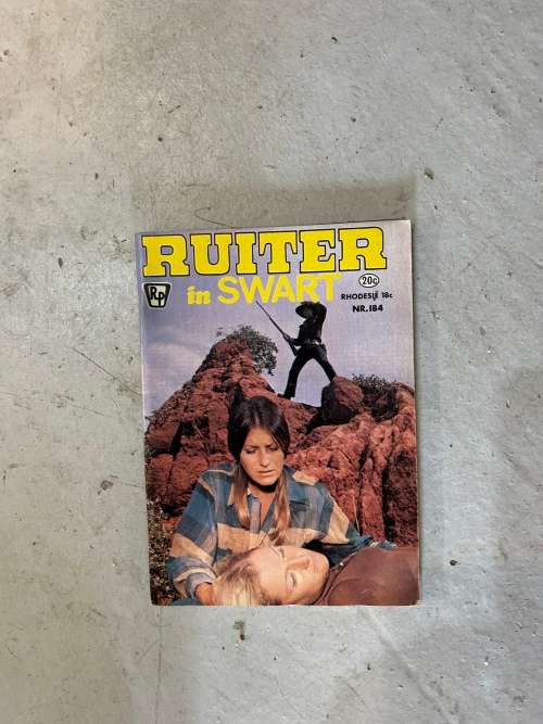 Photobooks: Collection of 4 Ruiter in Swart