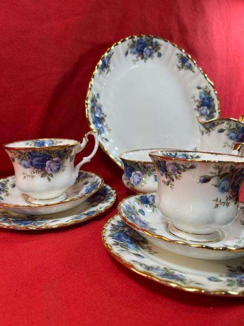 Royal Albert Moonlight Rose 21 pc Teaset in good condition
