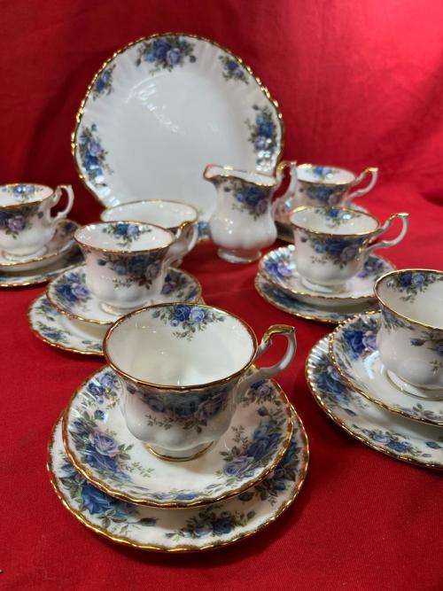 Royal Albert Moonlight Rose 21 pc Teaset in good condition