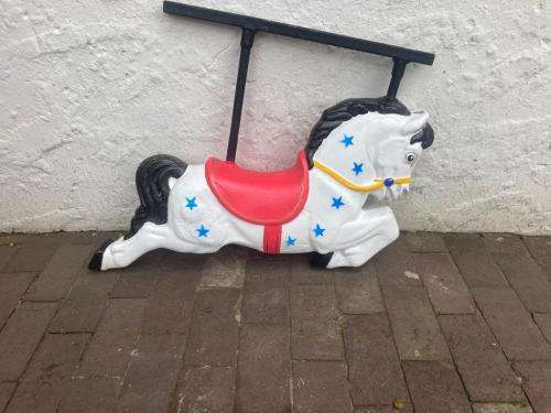 Beautiful Vintage Carousel Rocking Horse ( 90 x 45 x 16 cm )