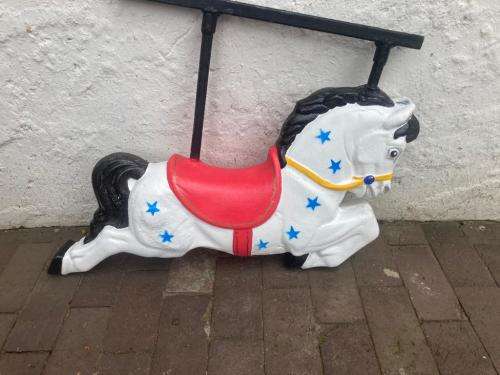 Beautiful Vintage Carousel Rocking Horse ( 90 x 45 x 16 cm )