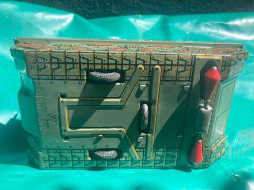 Japanese Tinplate Battery Operated Tank ( 22 cm )