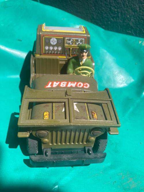 Japanese Tinplate Battery Operated Jeep ( 25 cm )