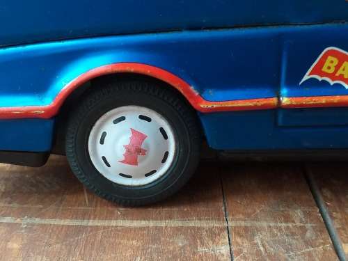 Rare Taiwanese Tinplate Batmobile ( 25 cm )