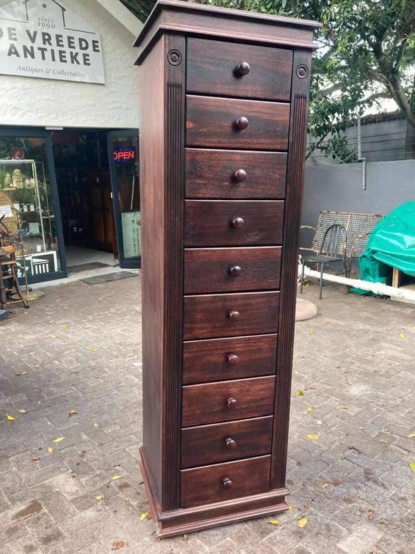 Mahogany 10 Drawer Tallboy ( 197 x 50 x 58 cm )