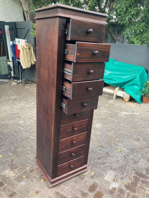 Mahogany 10 Drawer Tallboy ( 197 x 50 x 58 cm )