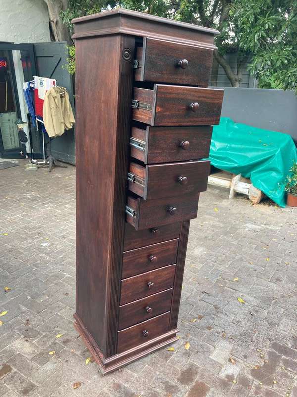 Mahogany 10 Drawer Tallboy ( 197 x 50 x 58 cm )
